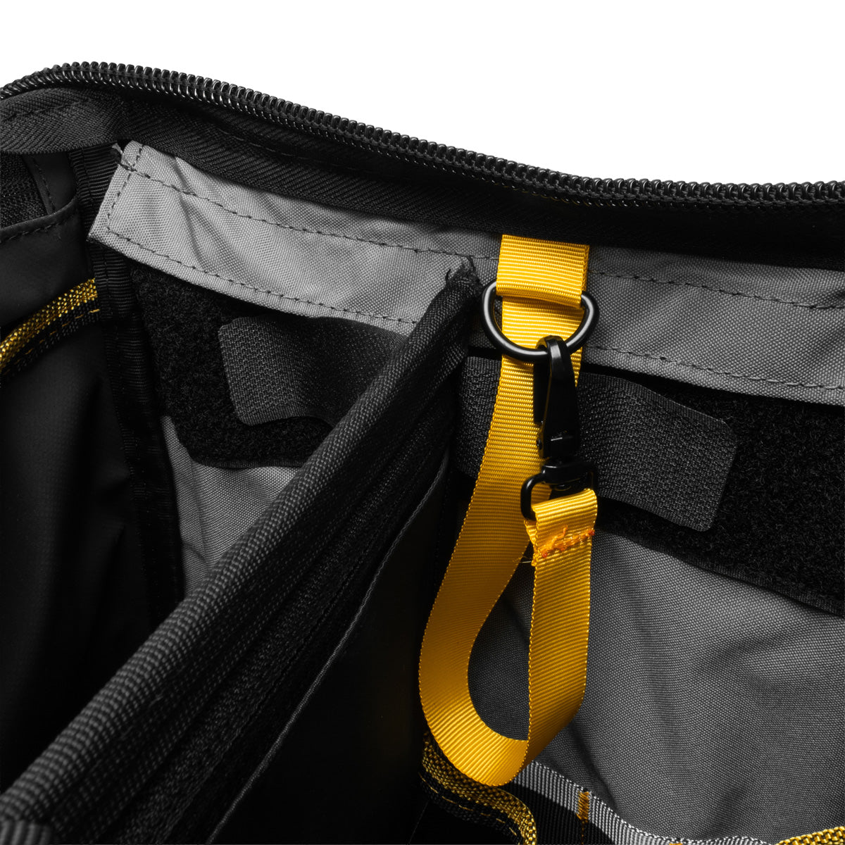 The Professional | PVC | Large | Black