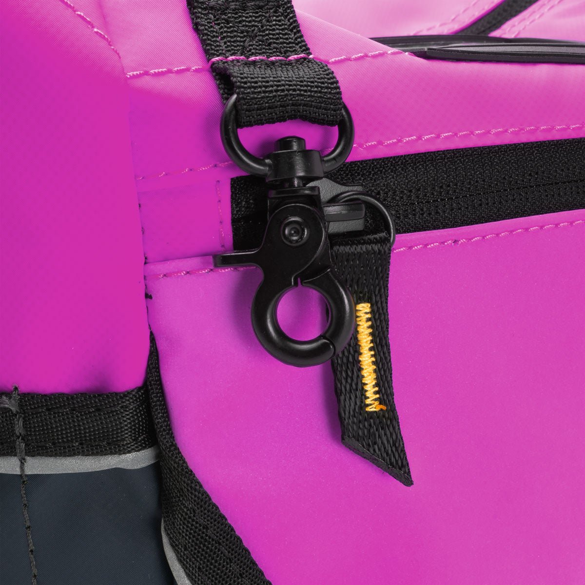 LITTLE TRADIE INSULATED CRIB BAG - PINK - Rugged Xtremes
