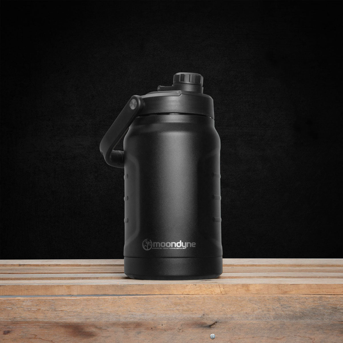 2.5L INSULATED BOTTLE - BLACK - Rugged Xtremes